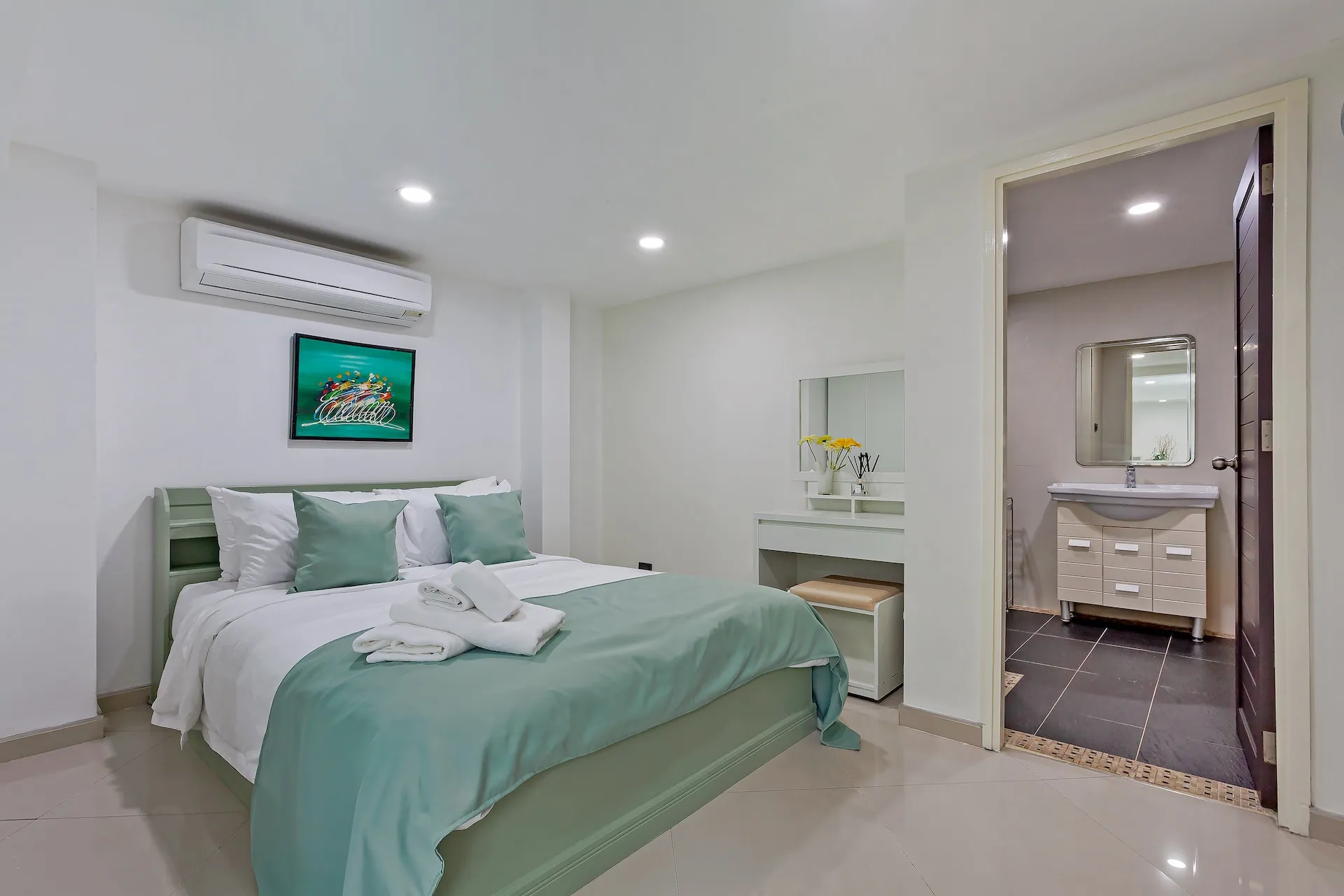 Studio apartment at Grosvenor House Pattaya