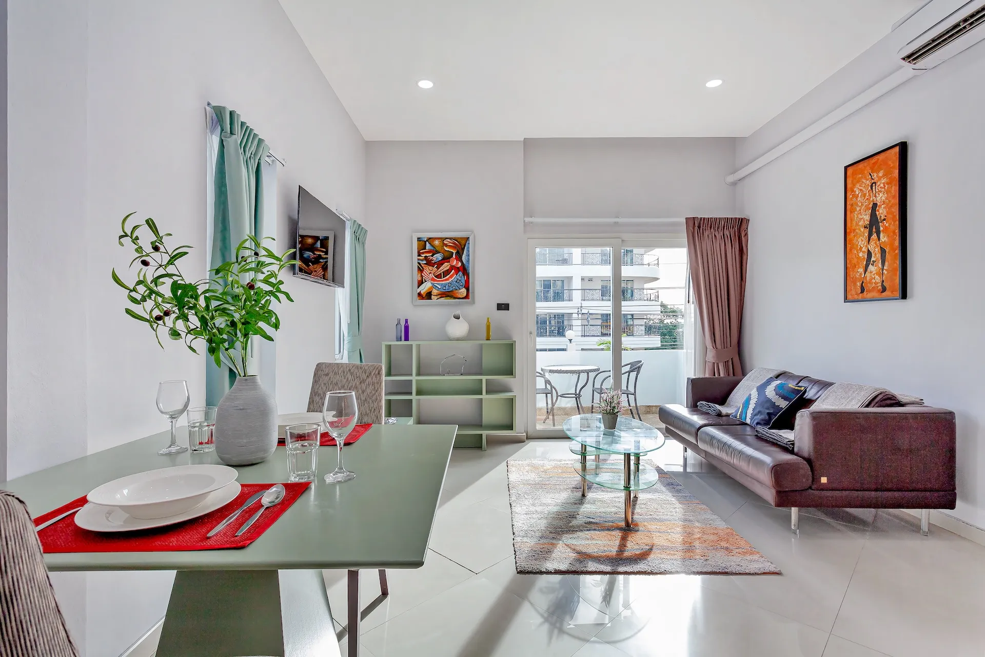 Apartment 4 — 1 Bedroom at Grosvenor House Pattaya